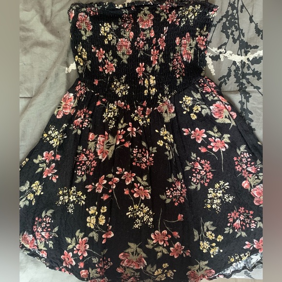 Garage strapless romper - Picture 1 of 5